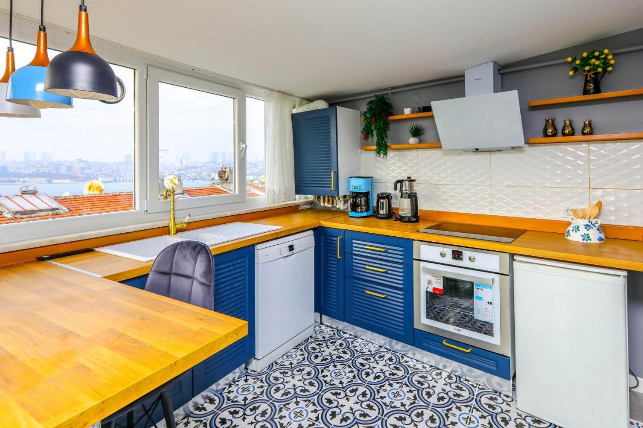 Vibrant Flat 500 M To Uskudar Ferry Station Apartment Istanbul Bagian luar foto