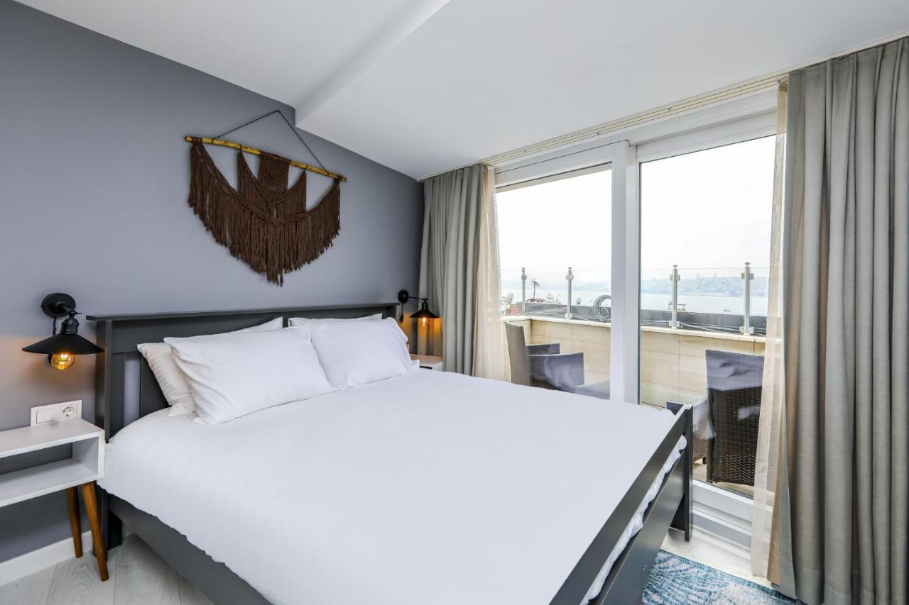 Vibrant Flat 500 M To Uskudar Ferry Station Apartment Istanbul Bagian luar foto